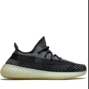 ADIDAS YEEZY Yeezy Boost 350 V2 "Carbon"
sneakers